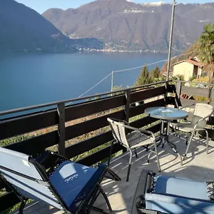 Vakantiehuis Oleandra, Nesso
