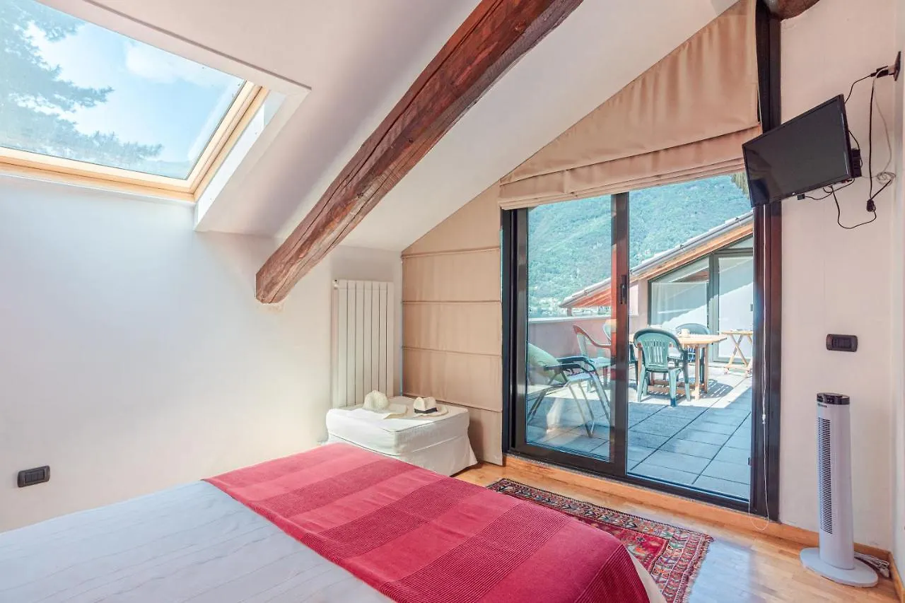 Apt With Terrace And Shared Pool! Lake View! Lejlighed Nesso
